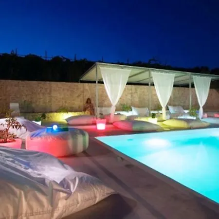 Pervola Petit Aparthotel Krousonas (Crete)