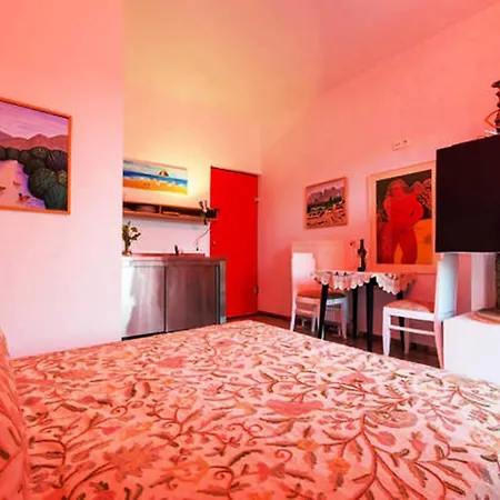 Aparthotel Pervola Petit