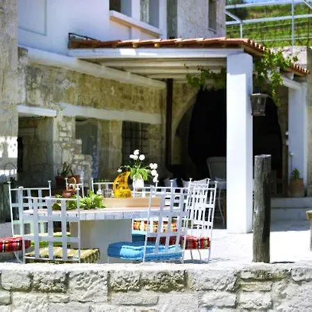 Apart Otel Pervola Petit