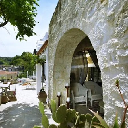 Aparthotel Pervola Petit 3*