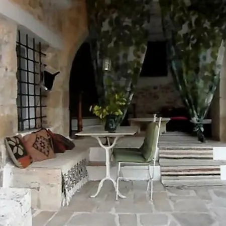 Apart Otel Pervola Petit
