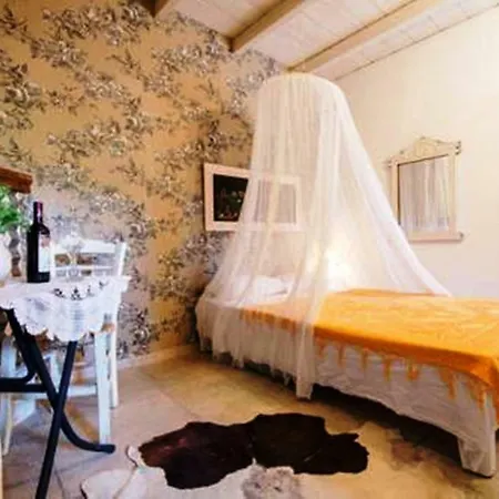Pervola Petit 3* Krousonas (Crete)