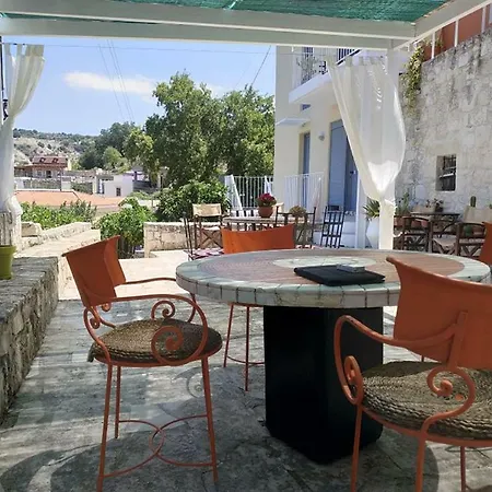 Aparthotel Pervola Petit